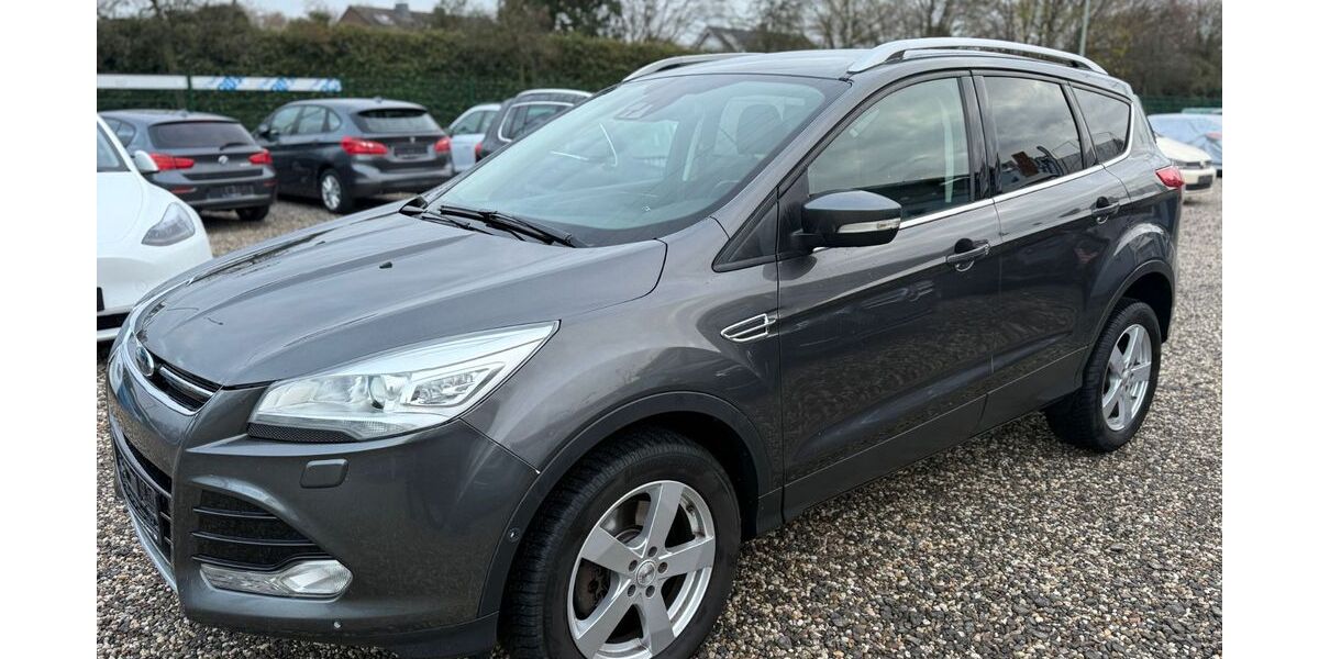 Ford Kuga 101.000 km 13.200 &euro; Dinslaken 46539