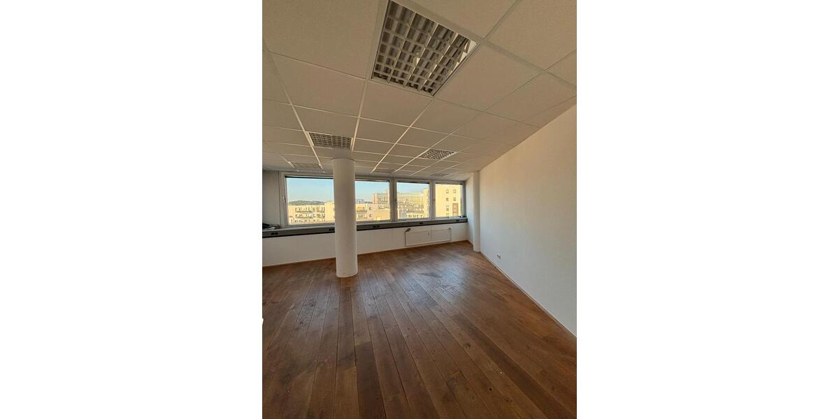 Büro in Düsseldorf Grafenberger Allee zimmer