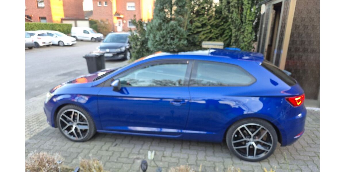 Seat Leon 94.600 km 14.995 &euro; Dorsten 46284