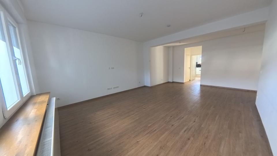 Erdgeschoßwohnung Oberhausen Schmachtendorf - 3.5 Zimmer, 110 m&sup2;, 1.400&euro; | Angebot:26038742