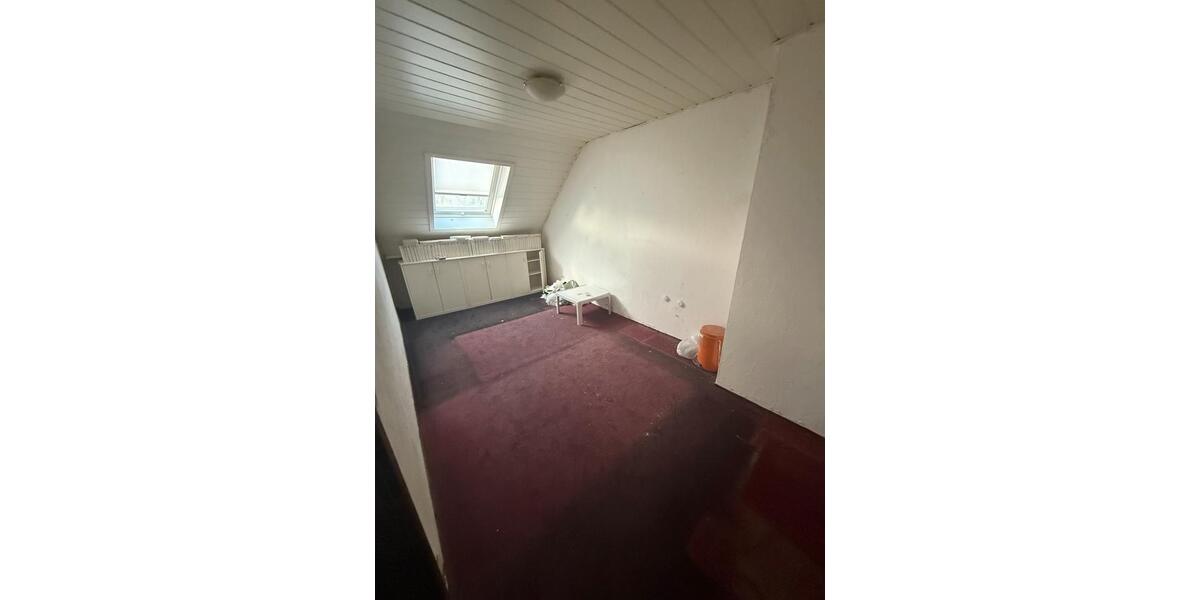 Einfamilienhaus Krefeld Benrad - 7 Zimmer, 250 m&sup2;, 400.000&euro; | Angebot:27162454