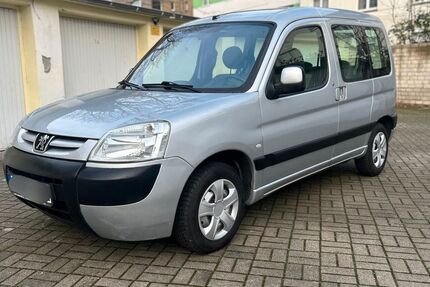 Peugeot Partner 96.000 km 3.550 &euro; Bochum 44807