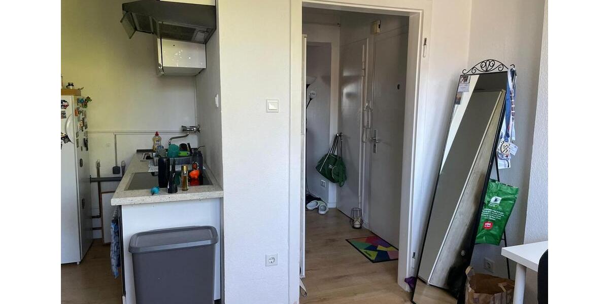 Dachgeschoßwohnung Düsseldorf Stadtbezirk 2 - 2 Zimmer, 36 m&sup2;, 570&euro; | Angebot:26372624