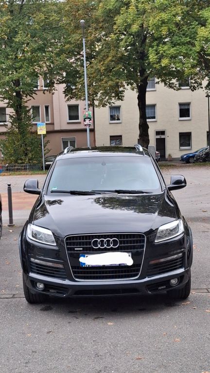 Audi Q7 303.000 km 8.500 € Quedlinburg 06484