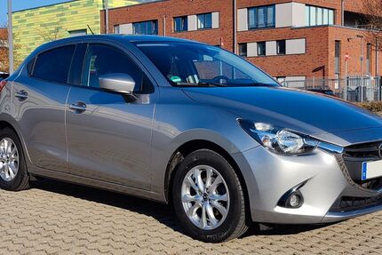 Mazda 2 82.000 km 13.600 &euro; Ratingen 40882