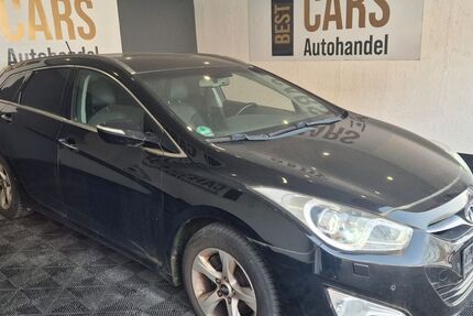 Hyundai i40 198.000 km 4.700 &euro; Bochum 44805