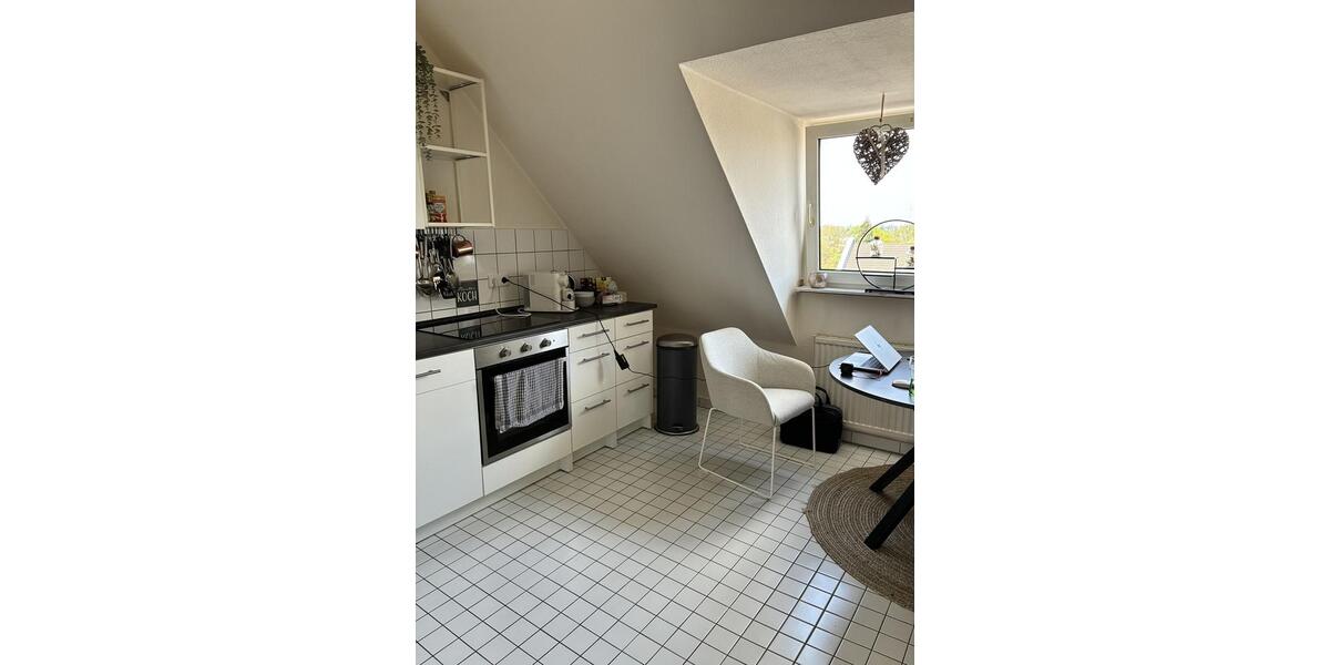 Etagenwohnung Meerbusch - 2.5 Zimmer, 69 m&sup2;, 745&euro; | Angebot:26227974