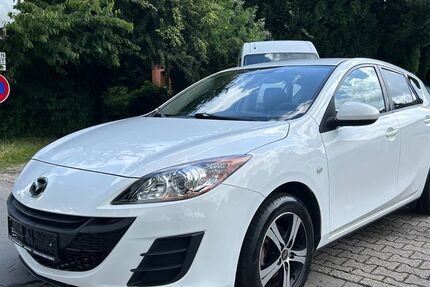 Mazda 3 107.000 km 4.690 &euro; Moers 47447