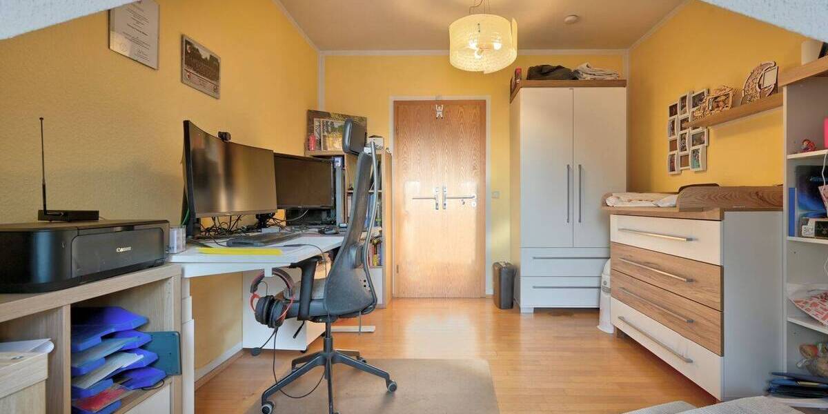 Etagenwohnung Duisburg Neudorf-Süd - 3 Zimmer, 77 m&sup2;, 159.000&euro; | Angebot:26891484