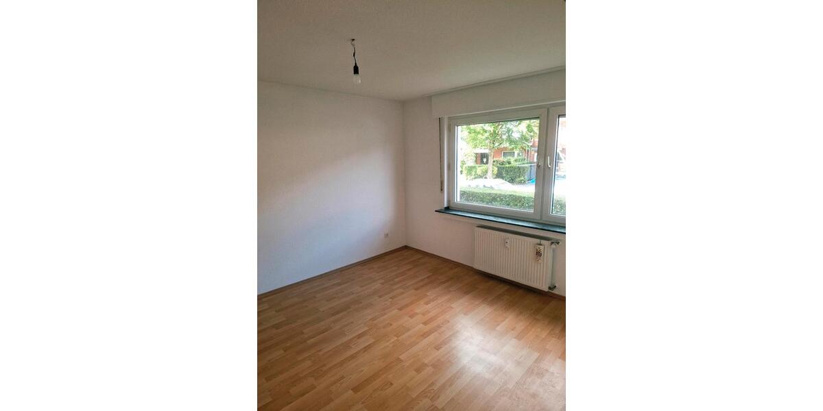 Erdgeschoßwohnung Düsseldorf Stadtbezirk 5 - 3 Zimmer, 55 m&sup2;, 239.000&euro; | Angebot:27022401
