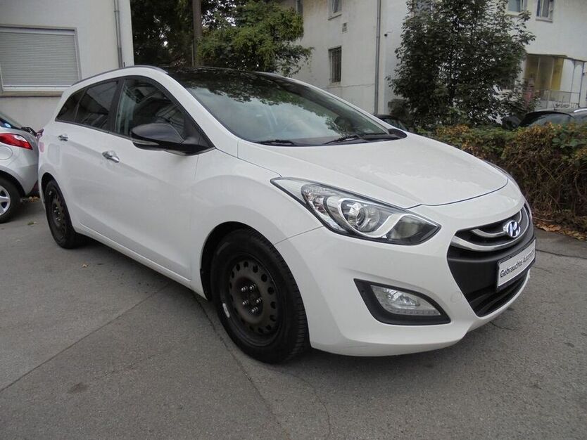 i30