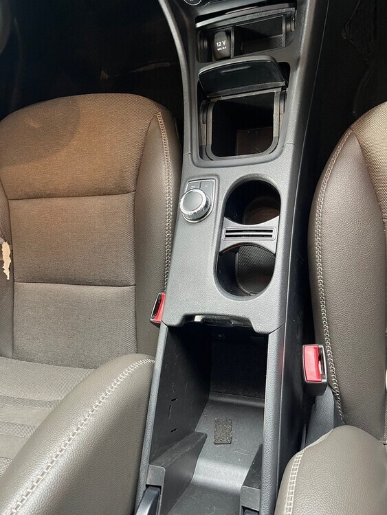 Mercedes-Benz GLA-Klasse 139.000 km 14.999 € Krefeld 47798