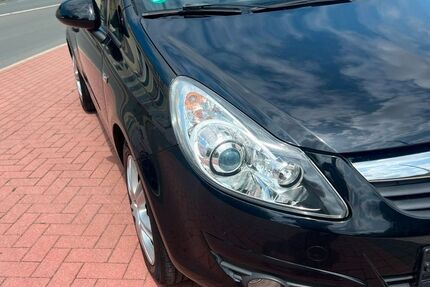 Opel Corsa 121.000 km 3.190 &euro; Recklinghausen 45657