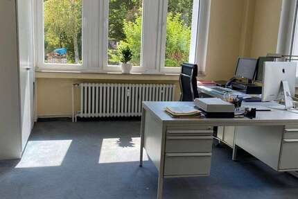 Gewerbeobjekt Düsseldorf Niederkassel - 395.000&euro; | Angebot:22279121