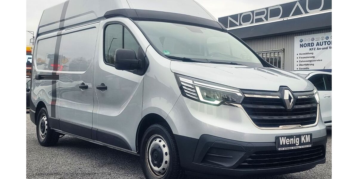 Renault Trafic 29.705 km 26.650 &euro; Duisburg 47178