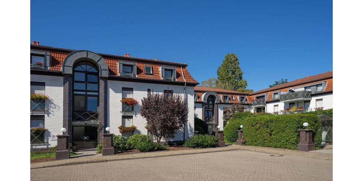 Bismarckplatz! Großzügige Eigentumswohnung mit 2 Terrassen in beliebtem Gebäudekomplex 5 zimmer