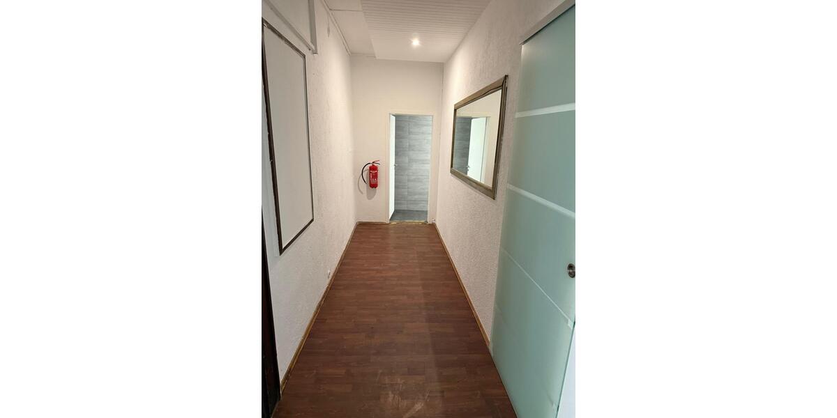 Gewerbeobjekt Velbert Pöthen - 1.350&euro; | Angebot:25096754