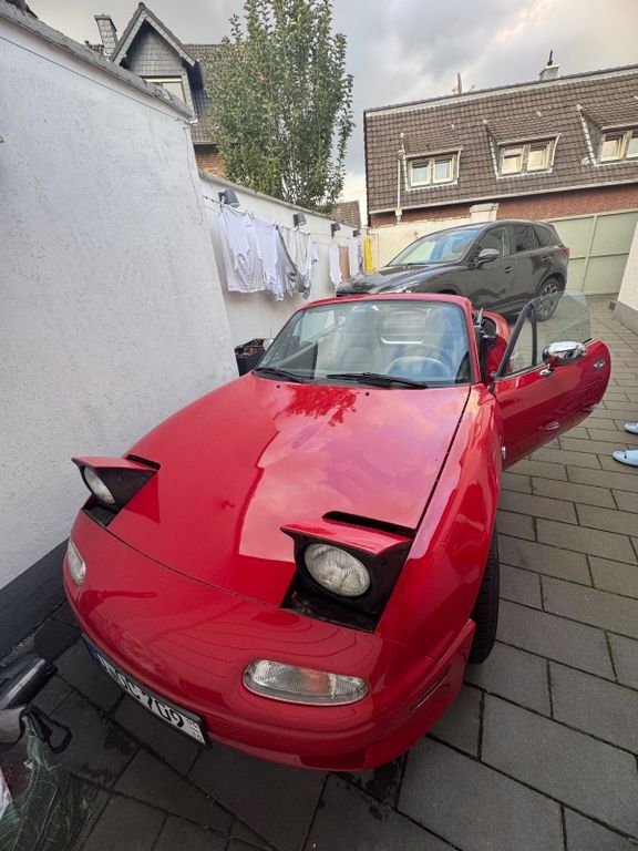 Mazda MX-5 250.000 km 9.000 € Düsseldorf 40549