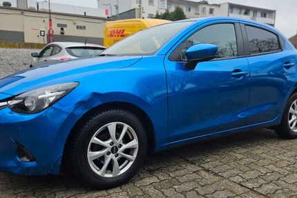 Mazda 2 22.598 km 7.500 &euro; Moers 47443