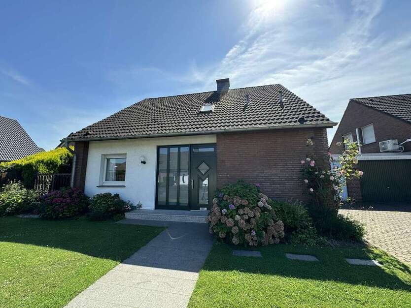 Haus zum Kaufen in Kamp-Lintfort 449.900 € 118.05 m²