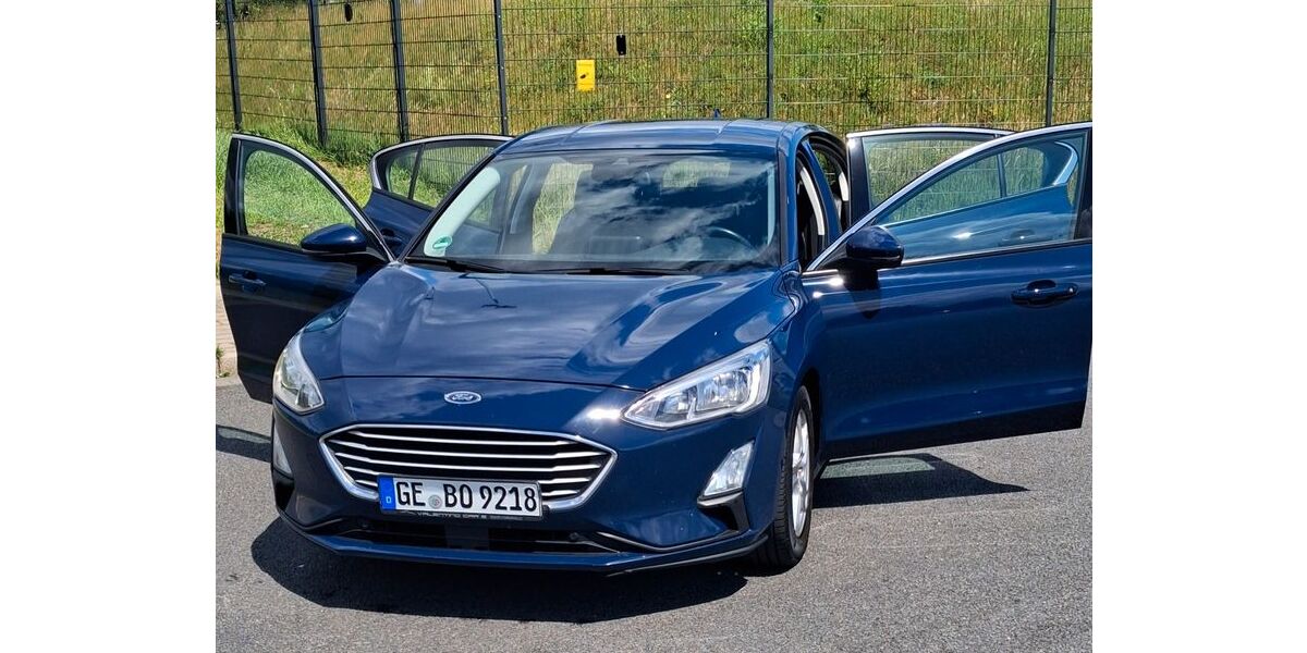 Ford Focus 111.650 km 10.900 &euro; Bottrop 46242