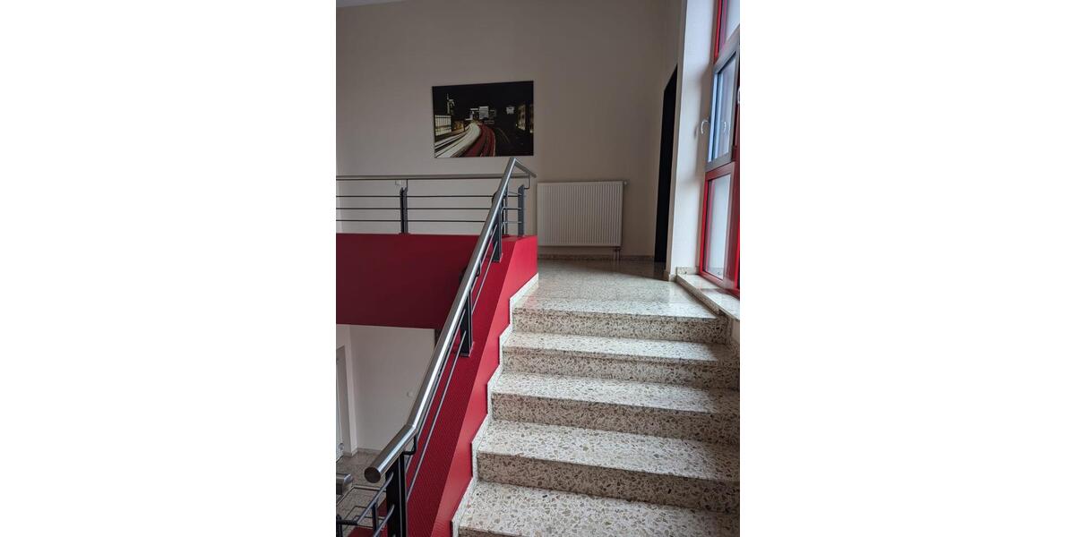 große Büroetage im Gewerbegebiet Henrichshütte zimmer