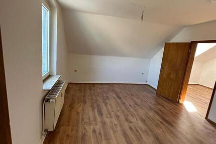 Dachgeschoss Wohnung in Bottrop 3 zimmer