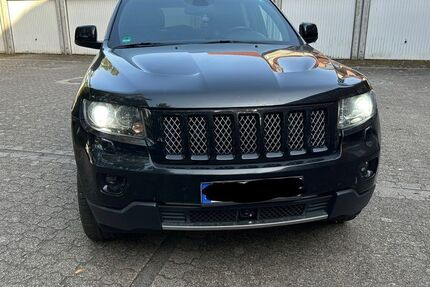 Jeep Grand Cherokee 335.524 km 7.500 € Rheinberg 47495