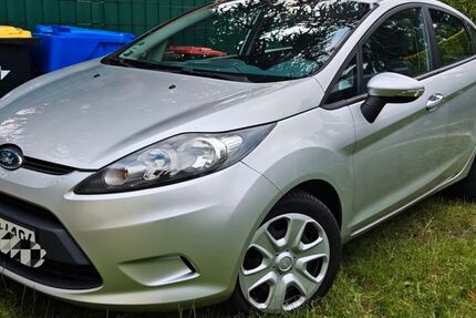 Ford Fiesta 92.000 km 4.290 &euro; Krefeld 47804