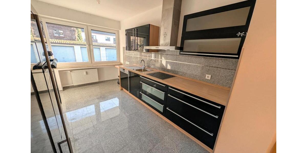 Modernisierte 2,5-Zimmer-Wohnung nahe CentrO 2.5 zimmer