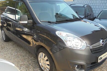 Opel Combo 91.000 km 6.699 € Duisburg 47249