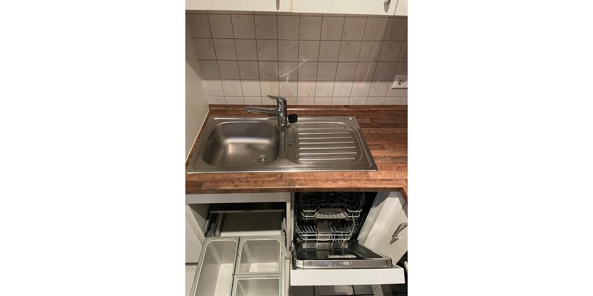 1-Zimmer-Wohnung mit Balkon & EBK in Velbert-Neviges – von privat 1 zimmer