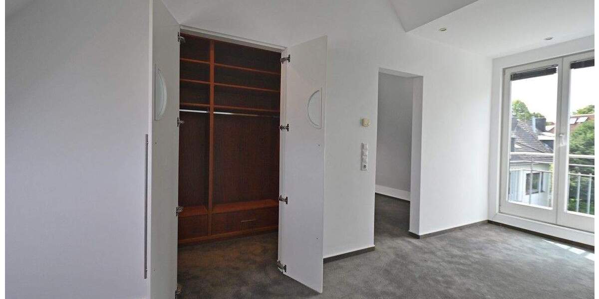 Etagenwohnung Essen Bredeney - 2 Zimmer, 105 m&sup2;, 475.000&euro; | Angebot:24820610