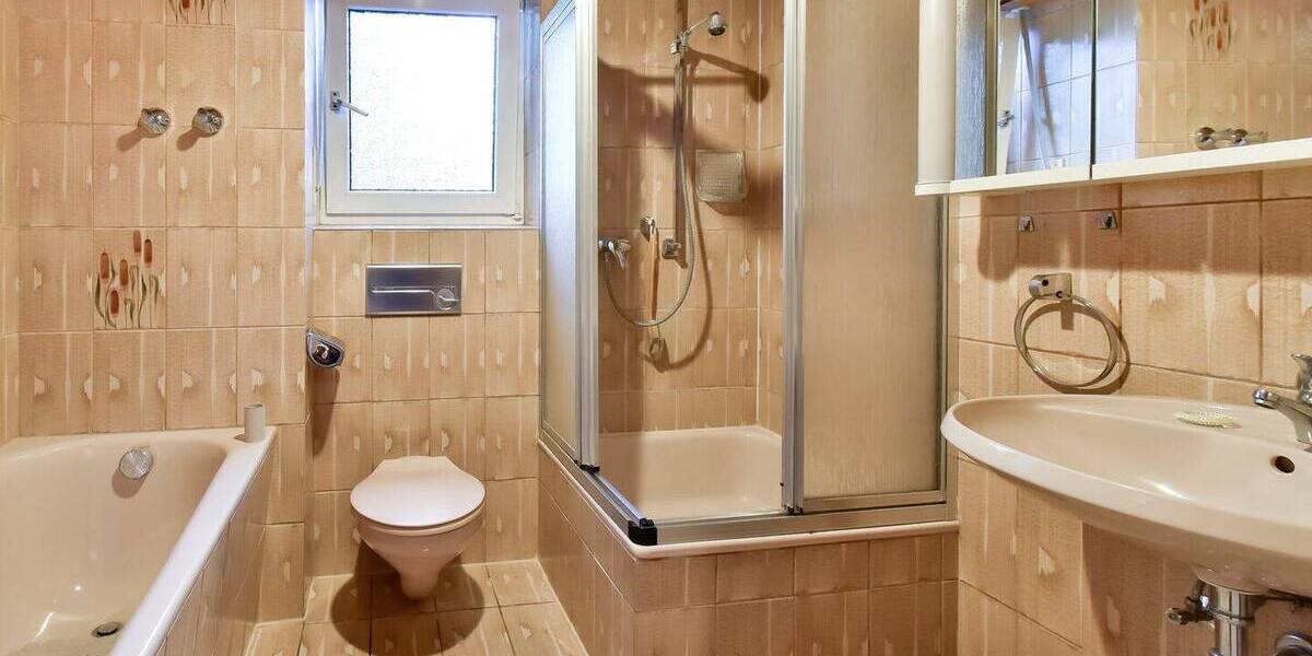 Massives, flexibel nutzbares 2-FH mit 176m² WFL & großer ausgebauter Nutzfläche + EEK D in Buchholz 6 zimmer