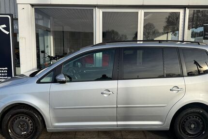 VW Touran 196.000 km 5.490 &euro; Herten 45701