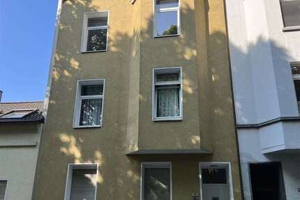 Haus zum Kaufen in Duisburg 595.000 € 371 m²