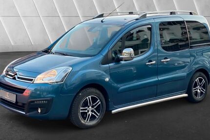 Citroen Berlingo 128.928 km 9.900 &euro; Düsseldorf 40233
