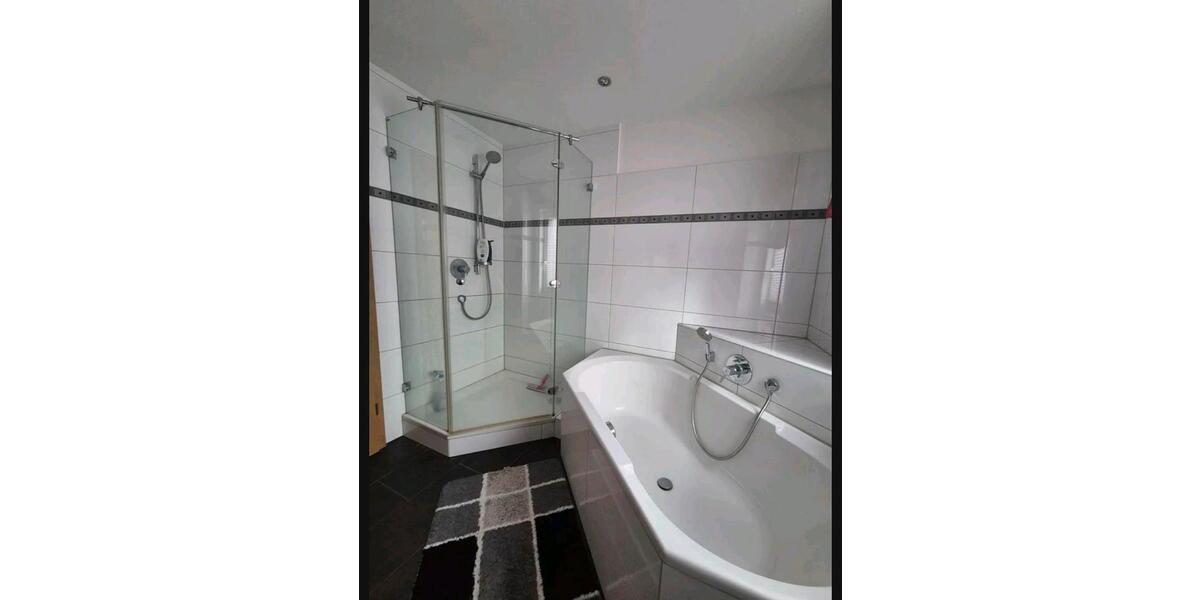 Reihenhaus Ratingen Tiefenbroich - 4 Zimmer, 151 m&sup2;, 679.500&euro; | Angebot:27121110