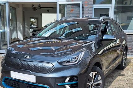 Kia Niro 71.000 km 21.980 &euro; Oberhausen 46045