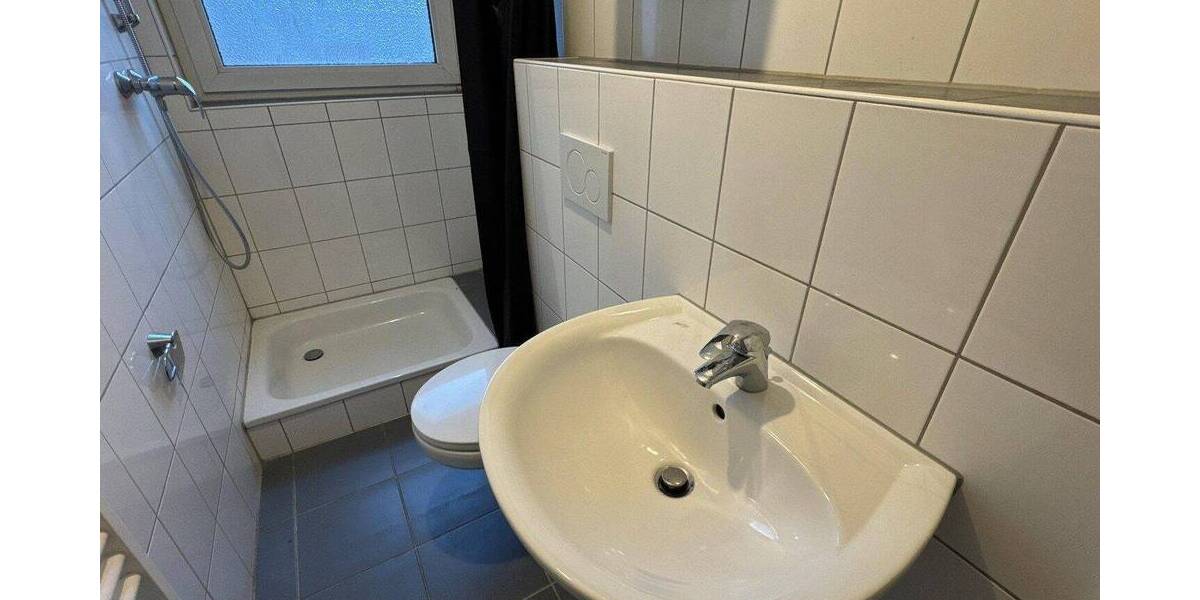 Etagenwohnung Duisburg Fahrn - 2 Zimmer, 41 m&sup2;, 356&euro; | Angebot:26887737