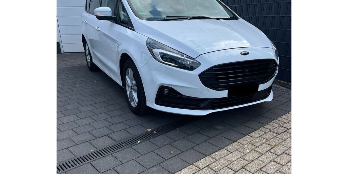 Ford S-Max 144.300 km 16.950 &euro; Moers 47441