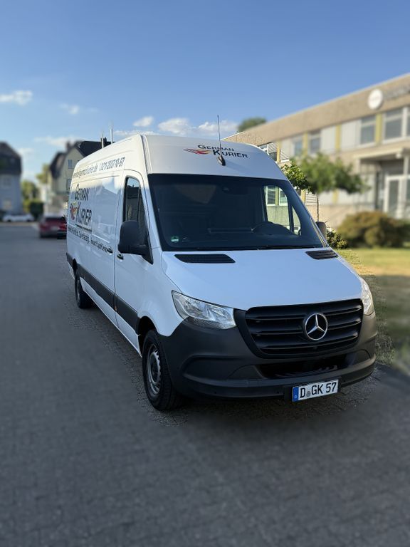 Mercedes-Benz Sprinter 255.000 km 27.100 € Düsseldorf 40235