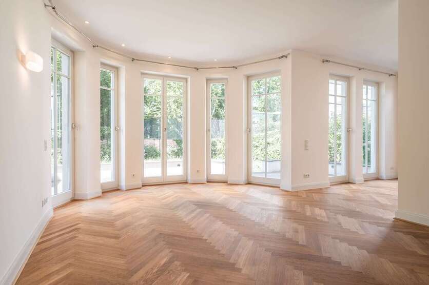 Haus zum Kaufen in Düsseldorf-Zoo 5.500.000 € 426 m² 11 zimmer