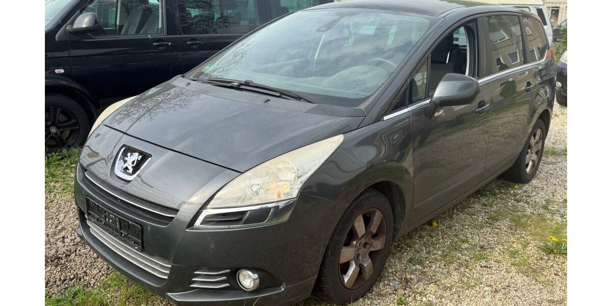 Peugeot 5008 160.000 km 1.390 &euro; Bottrop 46240