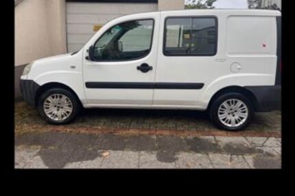 Fiat Doblo 208.000 km 3.200 &euro; Duisburg 47166