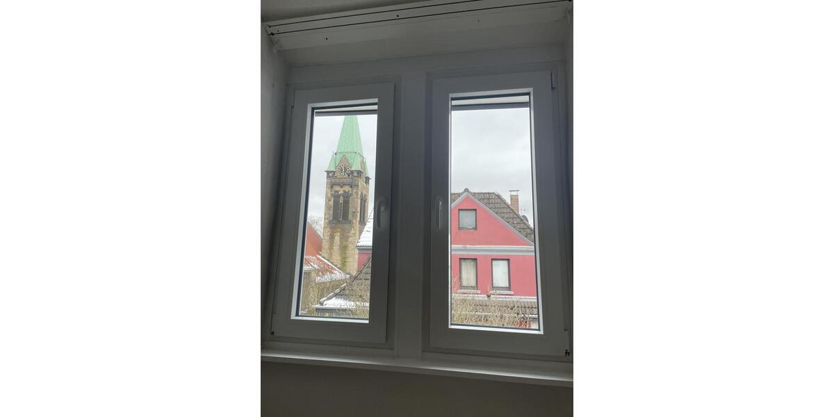 Charmante 2-Zimmer Dachgeschosswohnung in Duisburg-Laar 3 zimmer