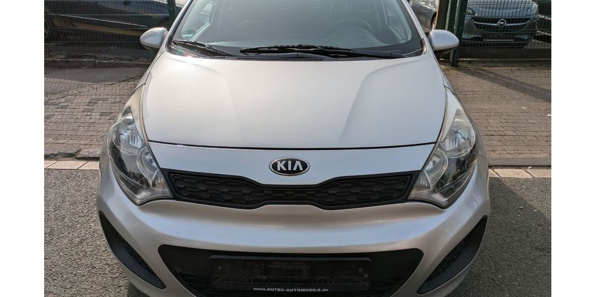 Kia Rio 176.000 km 3.499 &euro; Essen 45359
