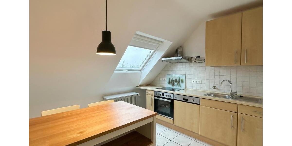 Dachgeschoßwohnung Krefeld Hülser Berg - 3 Zimmer, 57 m&sup2;, 695&euro; | Angebot:26365970