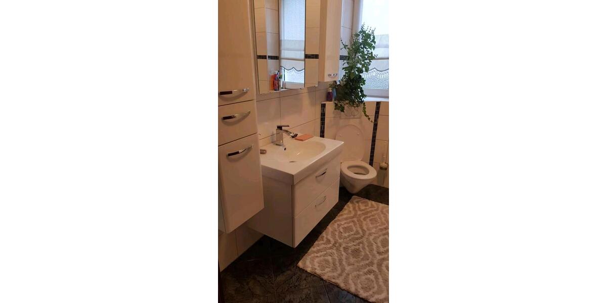 Erdgeschoßwohnung Krefeld Dießem - 2 Zimmer, 70 m&sup2;, 1.500&euro; | Angebot:26212382