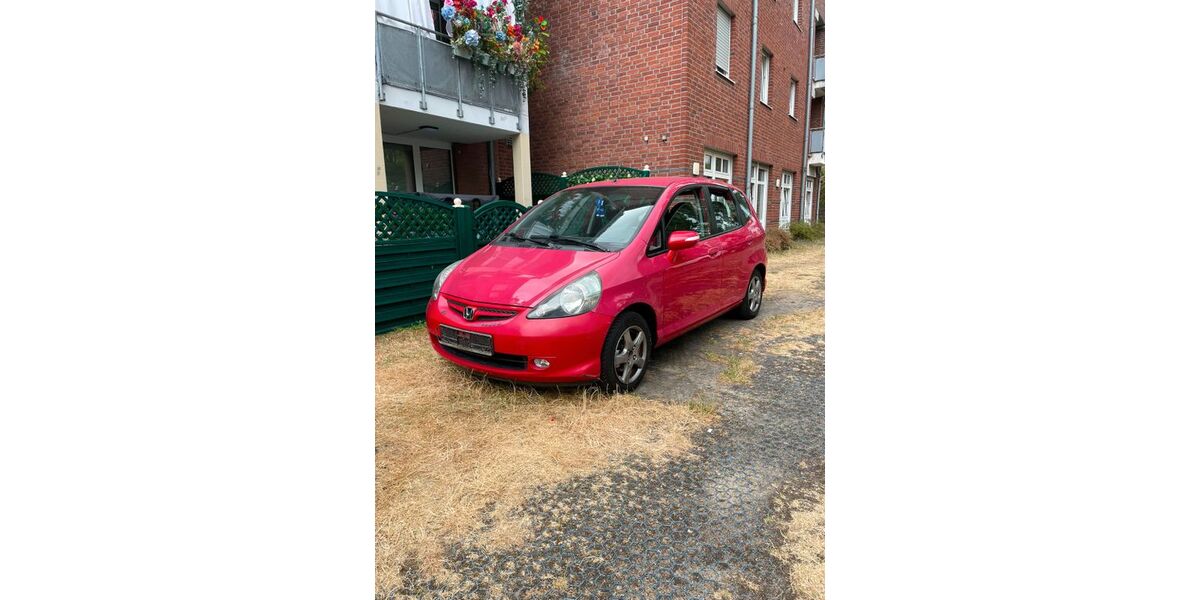 Honda Jazz 98.920 km 2.550 &euro; Essen 45326
